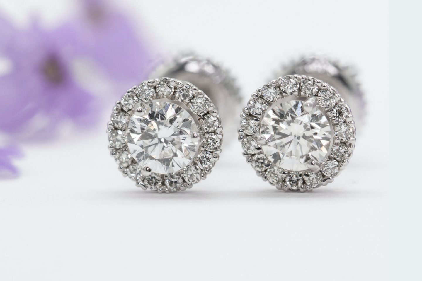 A USER-FRIENDLY GUIDE TO DIAMOND STUF EARRINGS