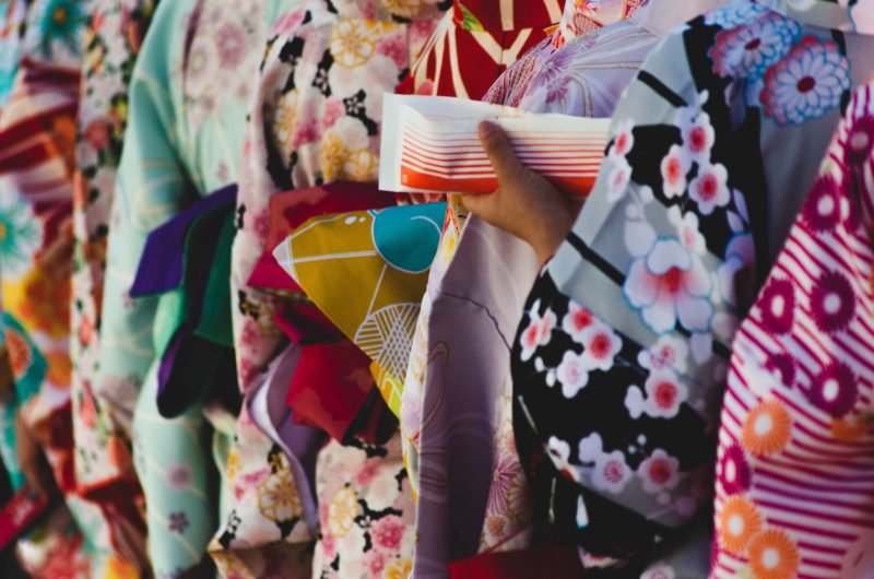 5 Styling Tips for Kimono Dresses in 2023