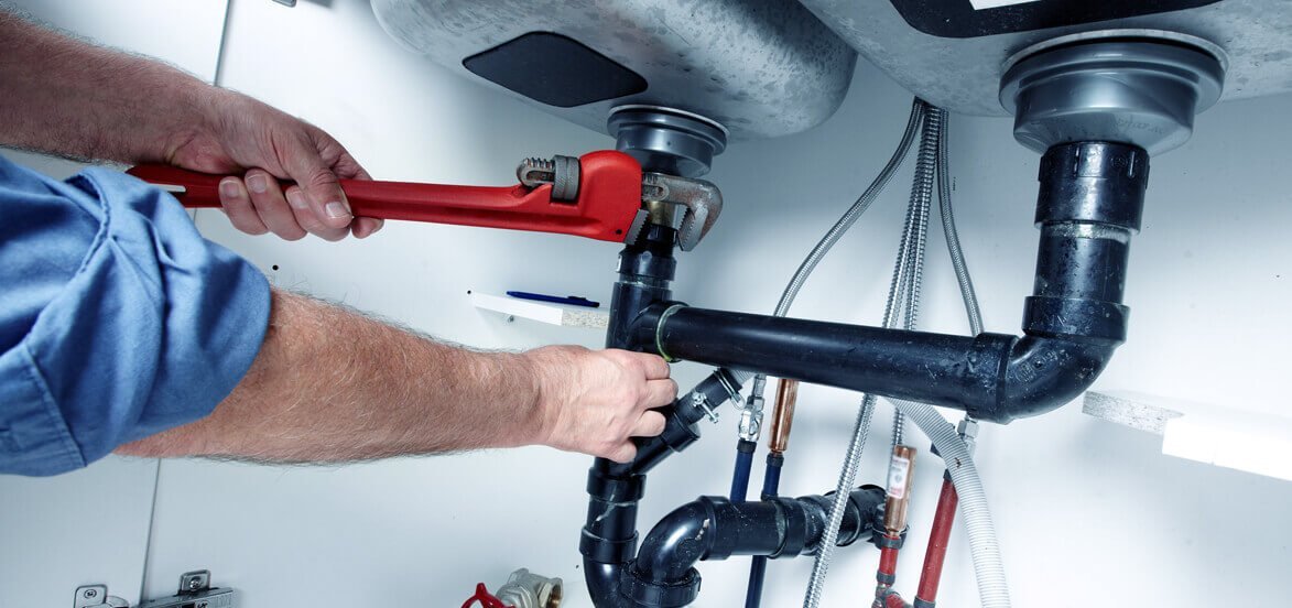 Swift Solutions: Tackling Urgent Plumbing Issues Head-On