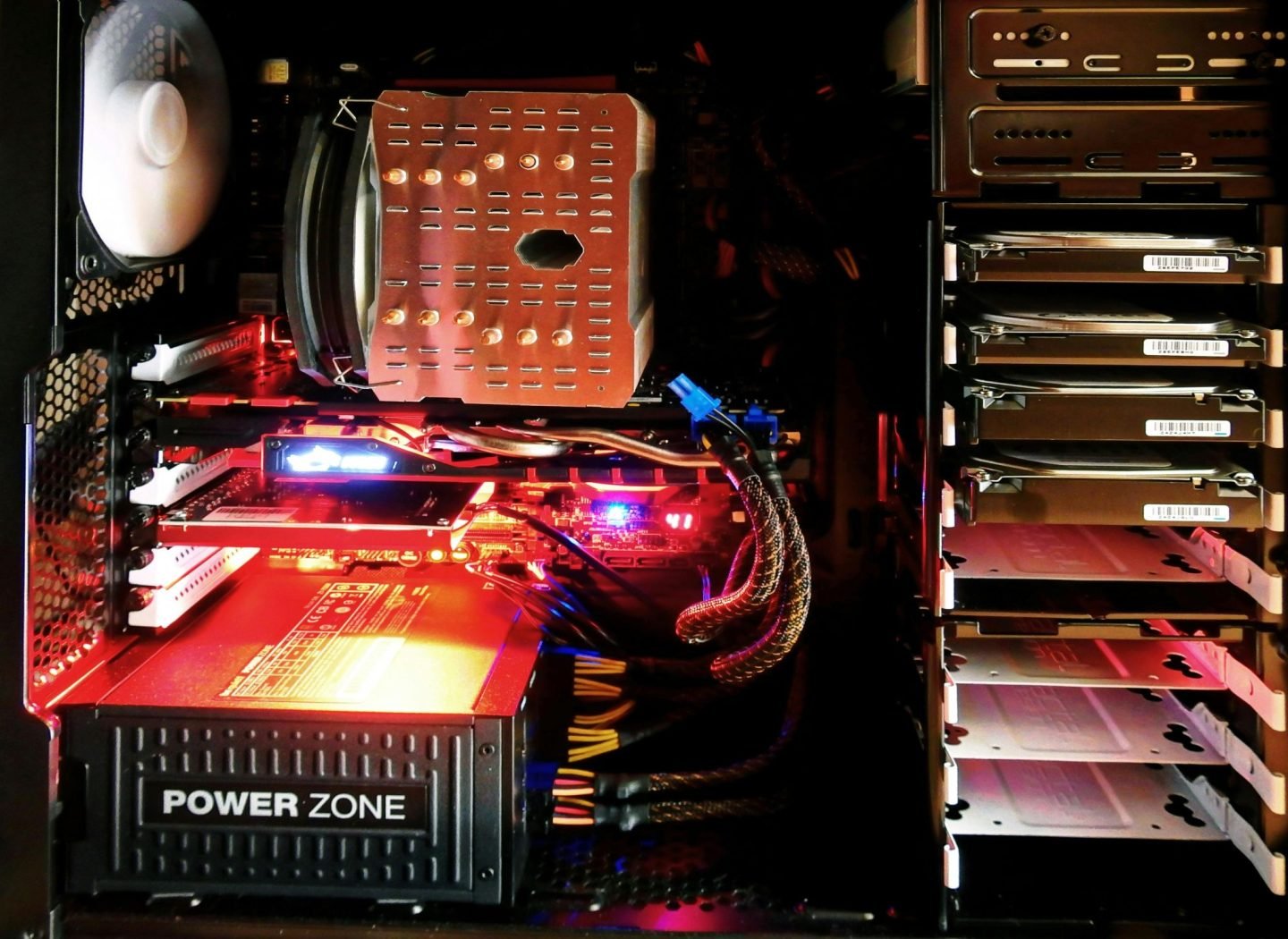 How to Create the Ultimate GPU Server Case for High-Performance Systems