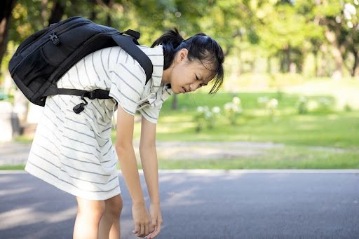 Backpacks, Screens, and Growing Pains: Preventing Teen Neck & Back Issues